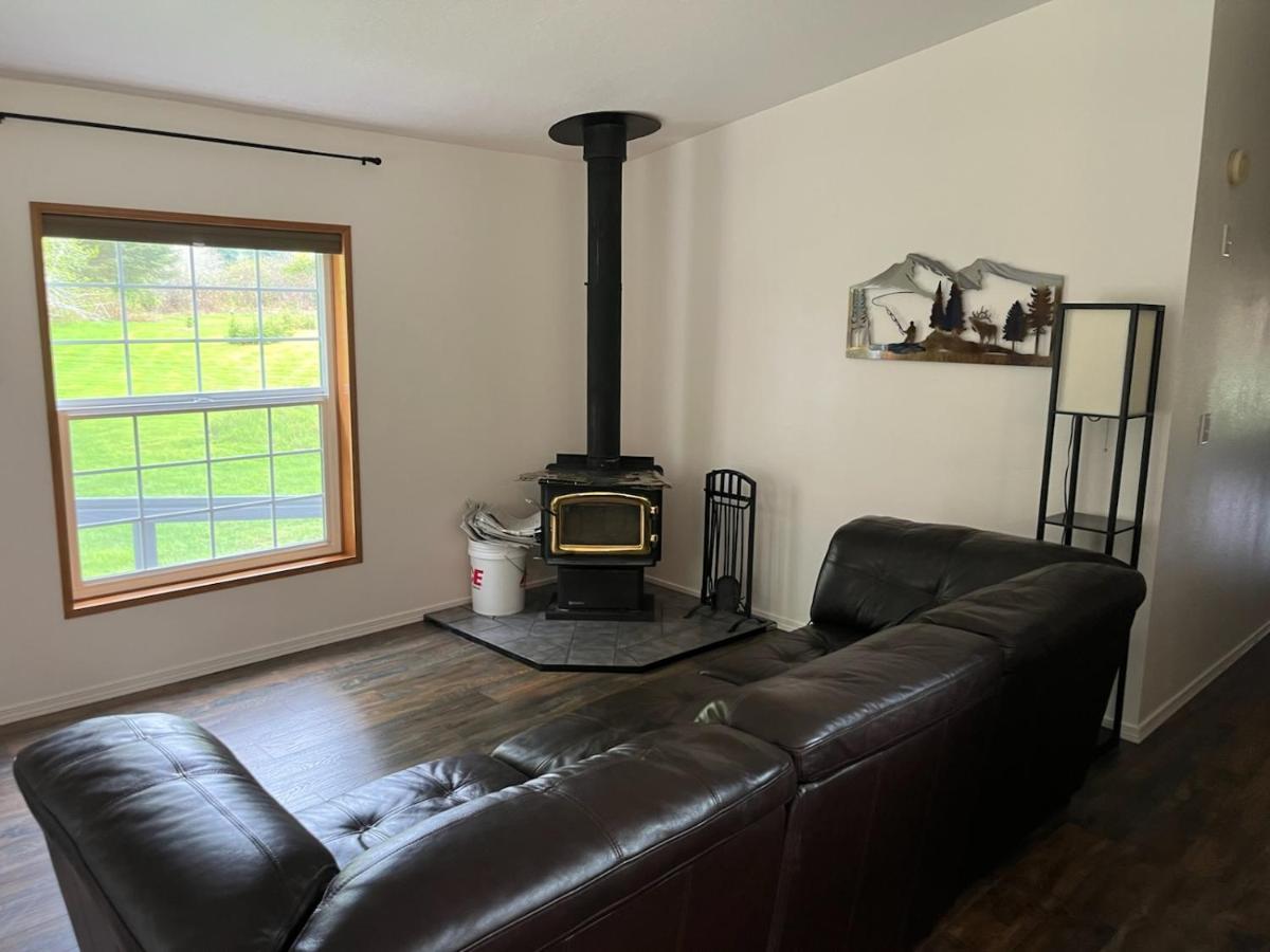A Relaxing Getaway-A Backwoods Cabin Solduc River Beaver Exteriör bild